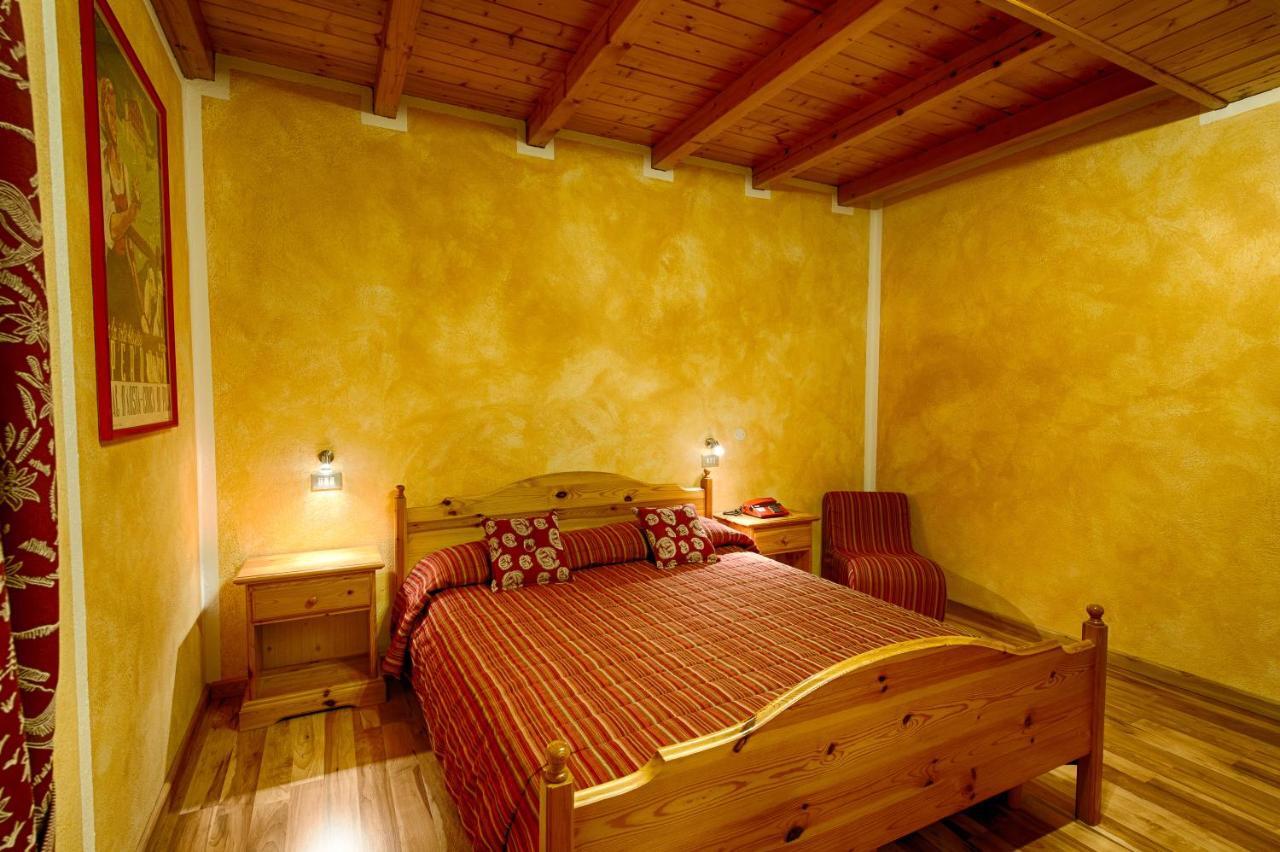 Hotel Rendez-Vous - Aymavilles Quarto foto
